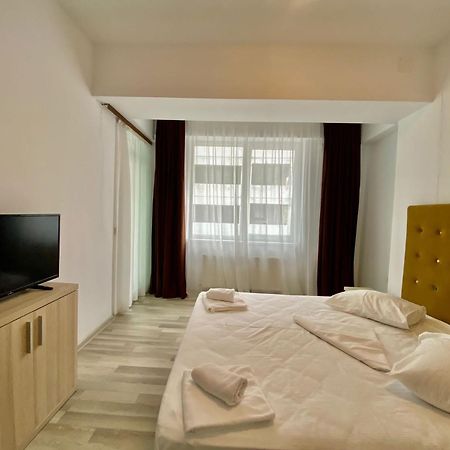 Summerland Apartmants Mamaia Nord Apartment Exterior foto