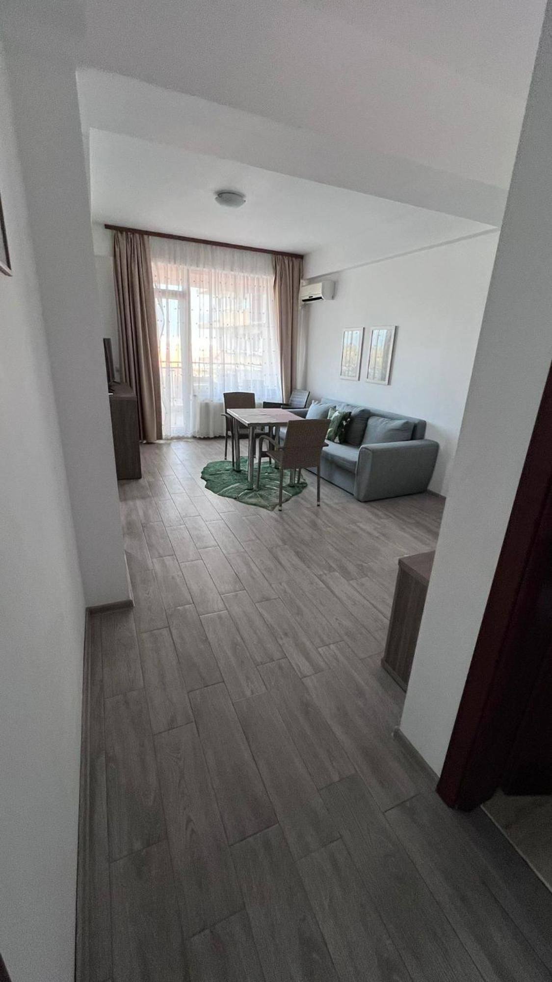 Summerland Apartmants Mamaia Nord Apartment Exterior foto